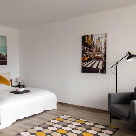 ניאוס Apartment Bright - Central - Balcony - Tradefair מראה חיצוני תמונה
